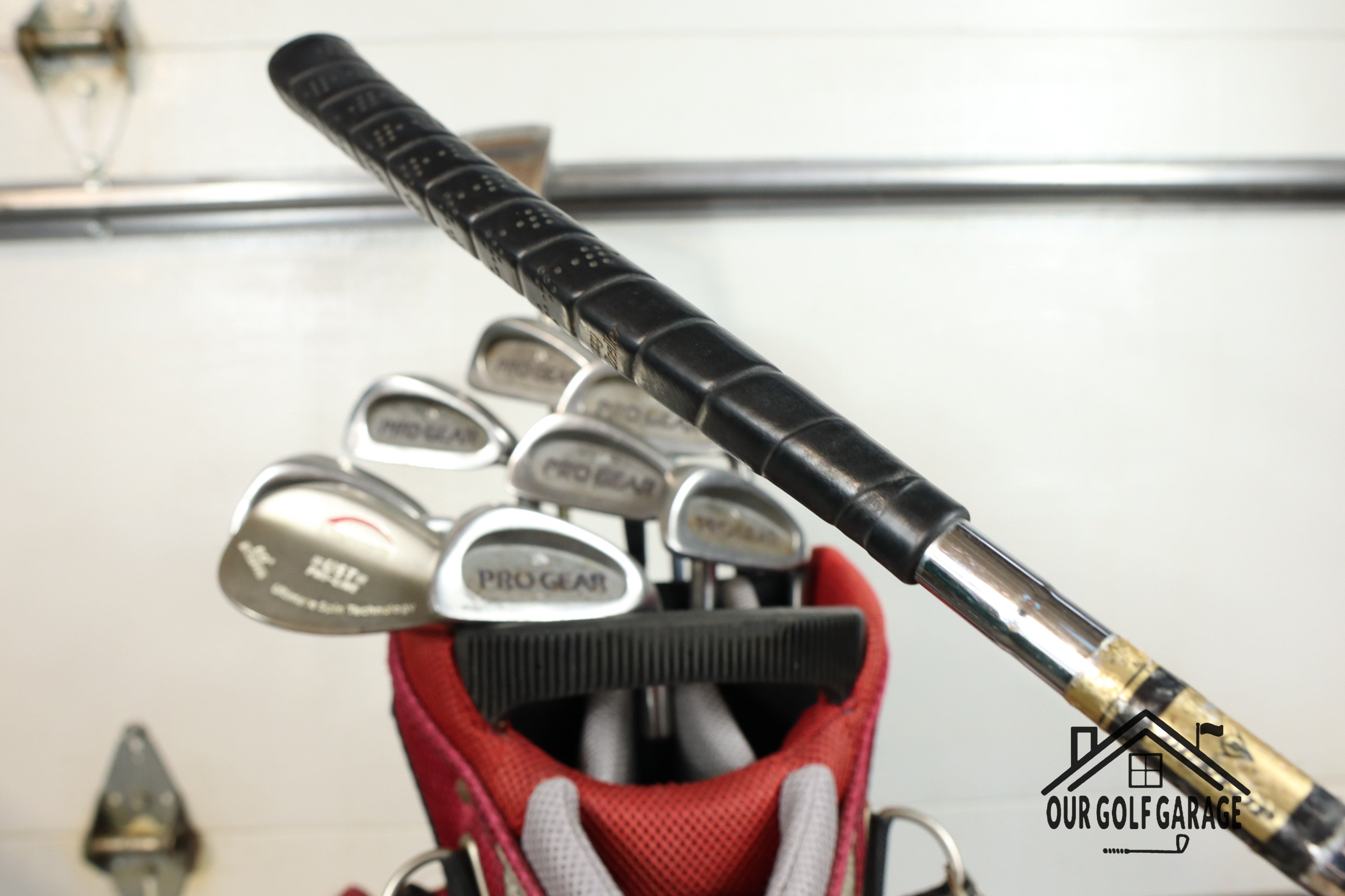 Ladies Pro Gear x Cobra Full Set (Driver, 6HY, 3-W, 60°, Putter)