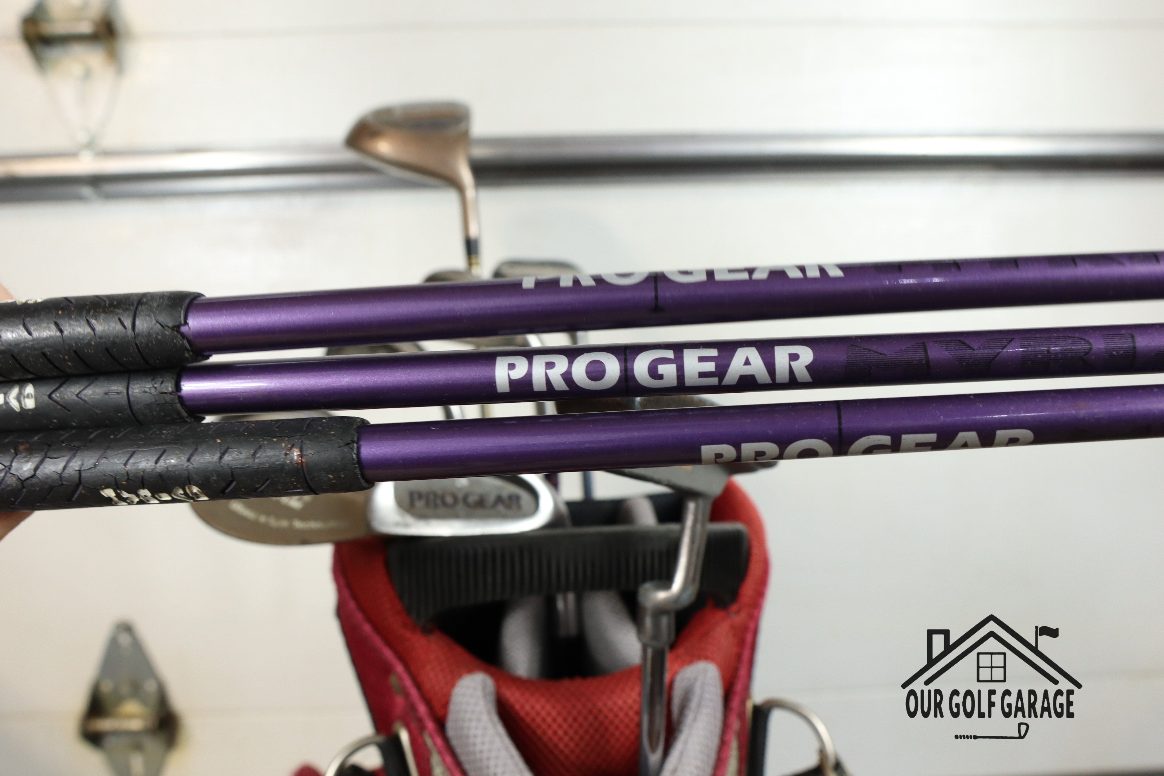 Ladies Pro Gear x Cobra Full Set (Driver, 6HY, 3-W, 60°, Putter)