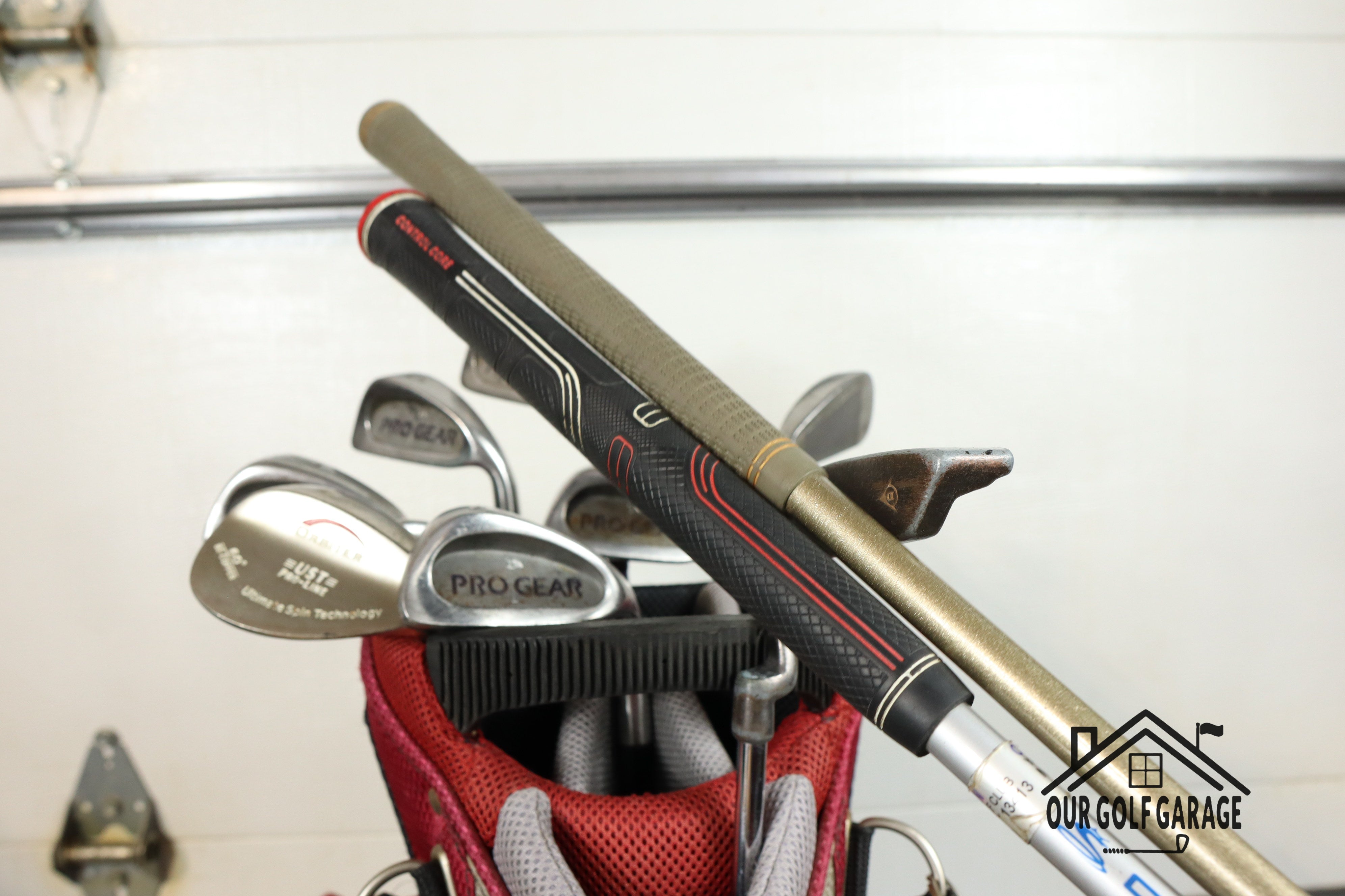 Ladies Pro Gear x Cobra Full Set (Driver, 6HY, 3-W, 60°, Putter)