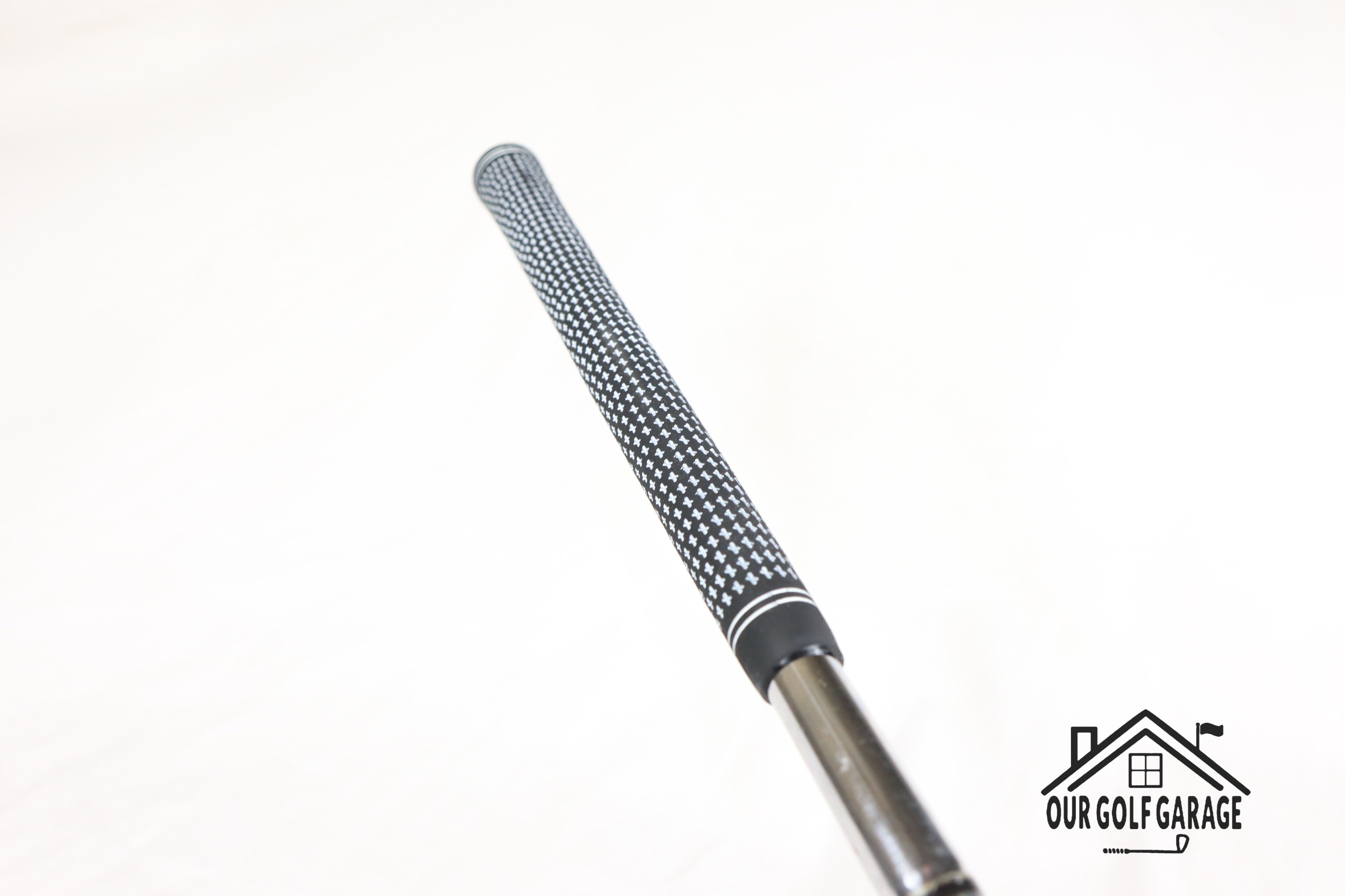 Ping Eye 2 Black Dot L Wedge