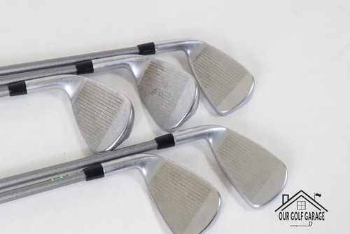 Ladies Cleveland CBX Iron Set (5, 7, 9, P, D)