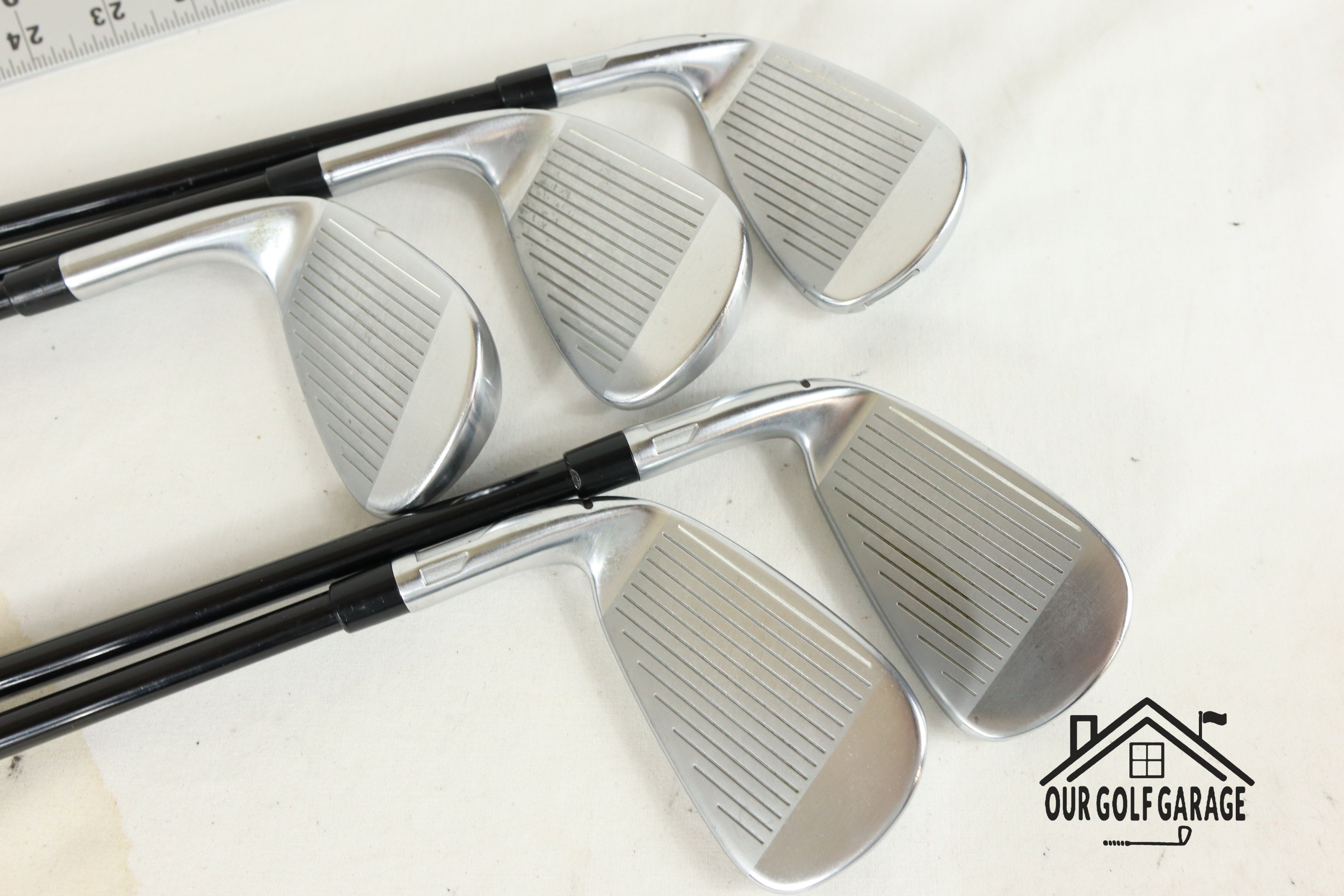 TaylorMade Qi Iron Set (6-P)