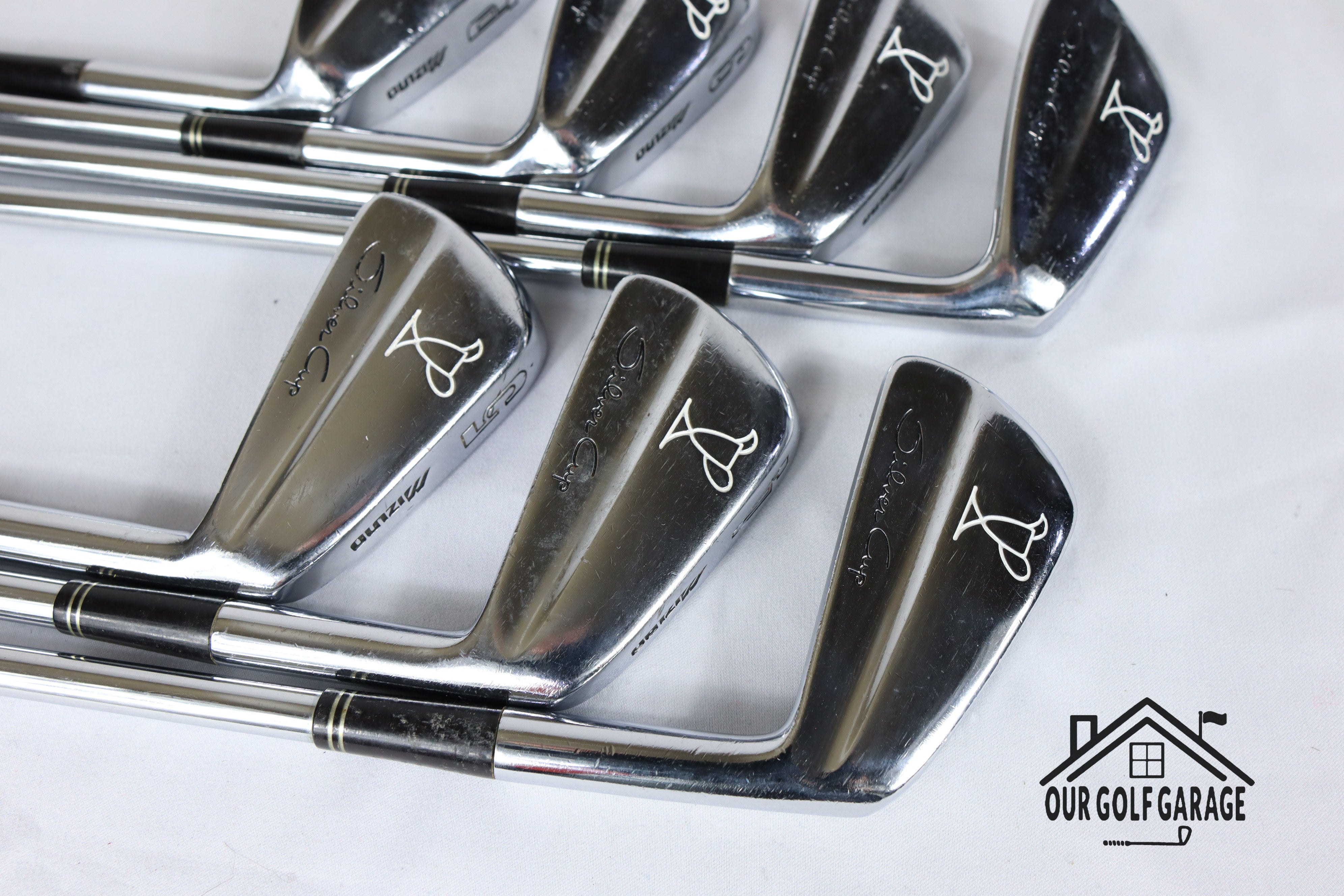 Mizuno Silver Cup (3-P) Iron Set *missing 8 iron*