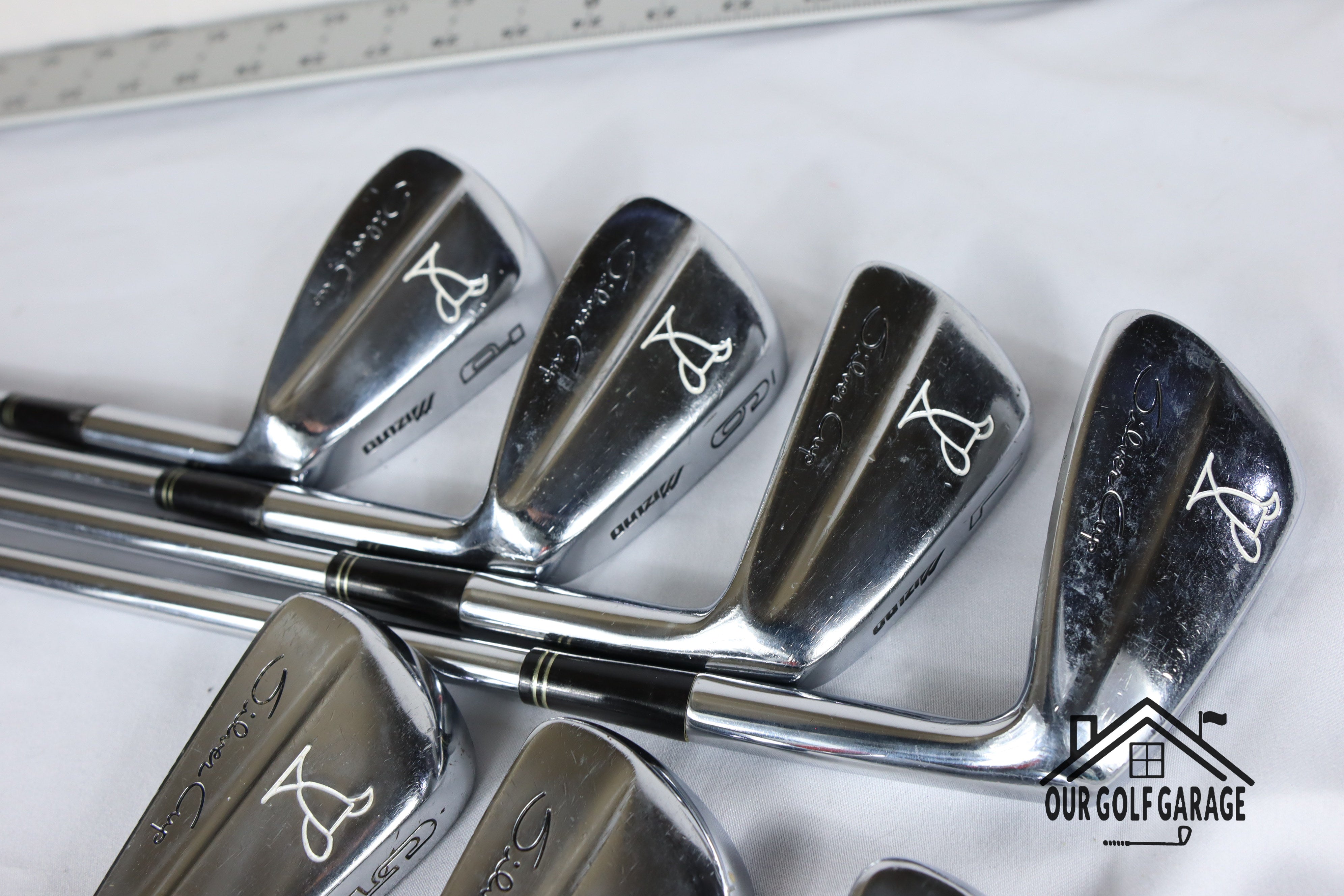 Mizuno Silver Cup (3-P) Iron Set *missing 8 iron*