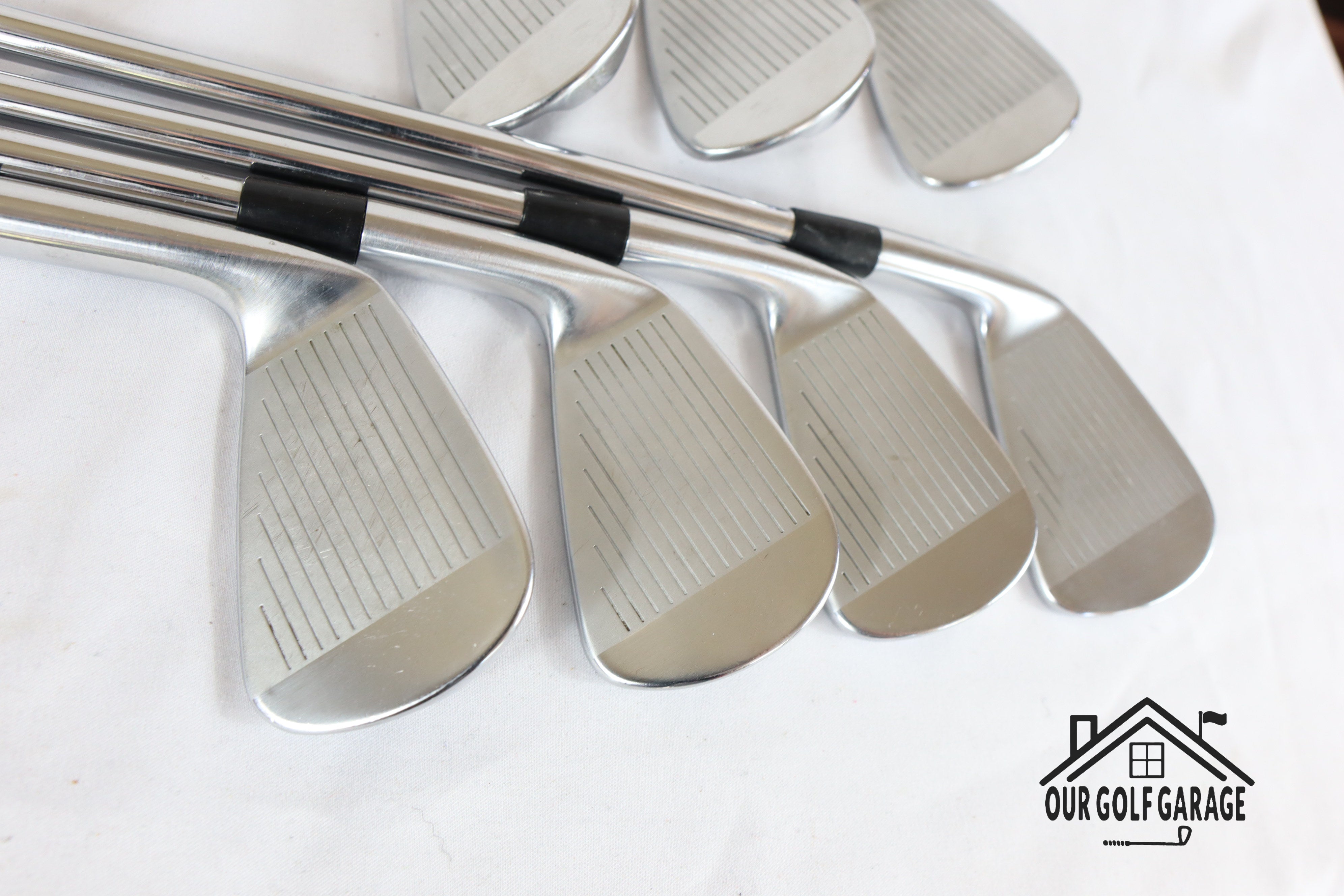 Cobra King MB/CB Iron Set (4-P)